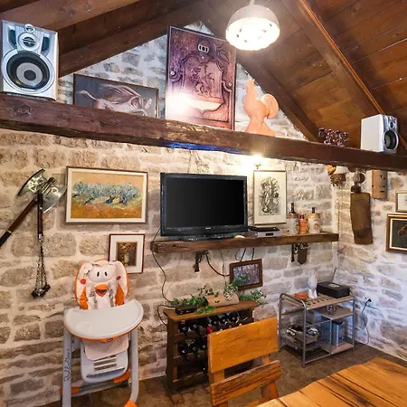 House Jantar Tatil Evi *